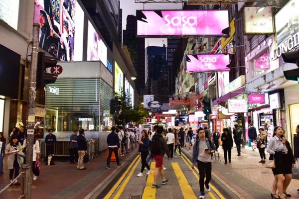 Causeway Bay : ย่านช็อปปิ้งของแบรนด์เนมยอดนิยม อดีตเจ้าของตำแหน่ง "ค่า ...